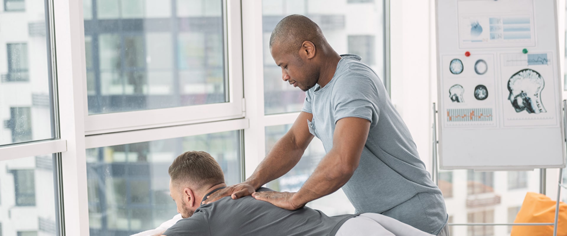 What is the Difference Between a Massage Therapist and an Australian Chiropractor?